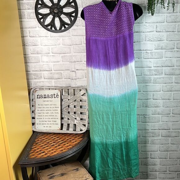 NWT Sunflower Tie Dye Beach Embroidered Sleeveless Dress Flowy Size Medium Boho - Picture 6 of 11